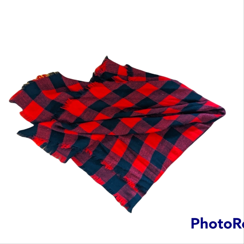 3 for $15 Make me an offer, Buffalo plaid blanket scarft